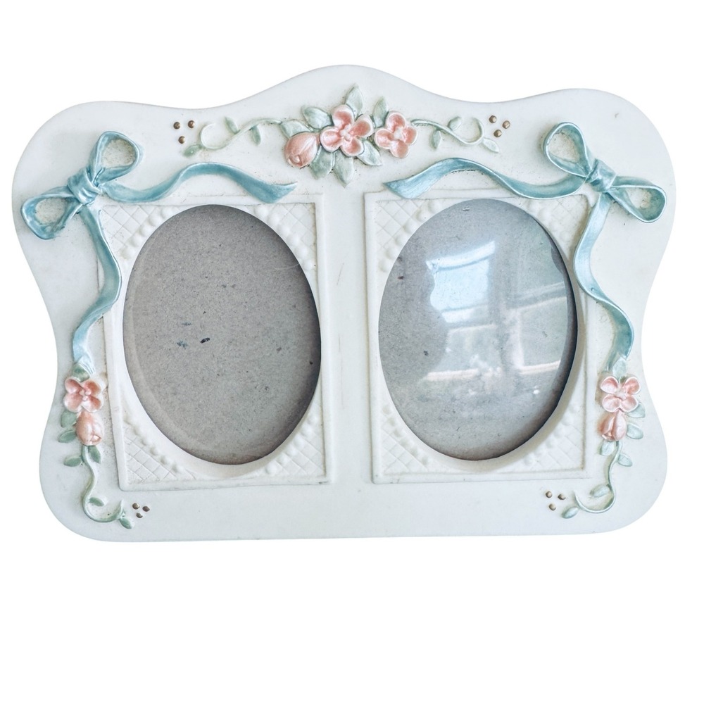 Bright Touches‎ Vintage Double Oval Photo Frame White Floral Blue Bows 6.75x5